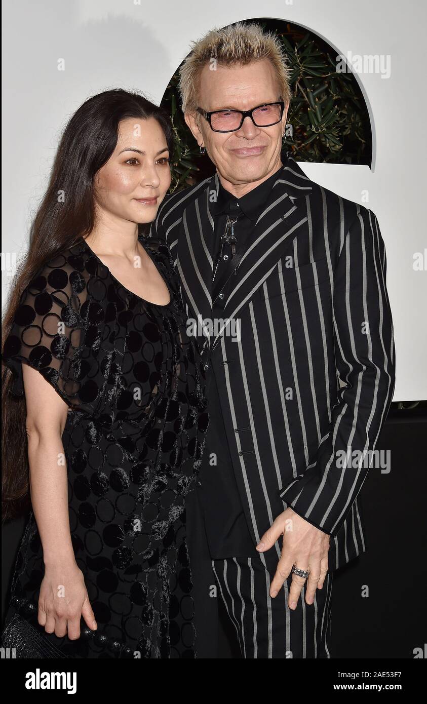 WEST HOLLYWOOD, CA - 05 dicembre: Cina Chow (L) e Billy Idol frequentare il 2019 GQ uomini dell'anno celebrazione presso la West Hollywood Edition su dicembre 05, 2019 in West Hollywood, California. Foto Stock