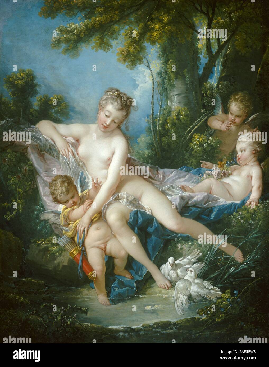 Questo dipinto di Francesco Boucher, datato 1751, raffigura la dea Venere che fa il bagno, circondata da elementi classici. L'opera enfatizza il soggetto mitologico, lo stile rococò e la pittura francese del XVIII secolo. Foto Stock