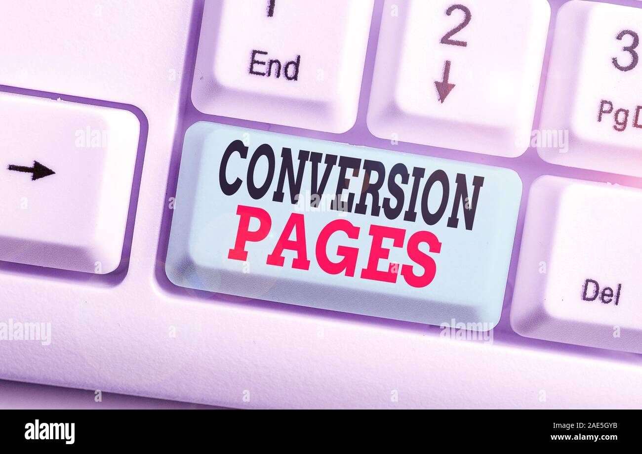 Segno di testo che mostra le pagine di conversione. Business photo viene visualizzato del testo in risposta al clic su un motore di ricerca Foto Stock