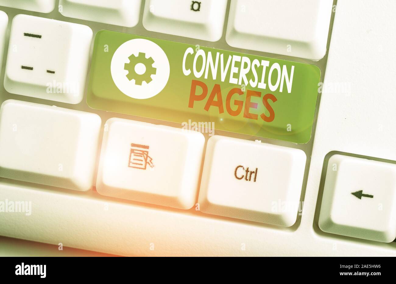 Segno di testo che mostra le pagine di conversione. Business photo vetrina compare in risposta al clic su un motore di ricerca Foto Stock