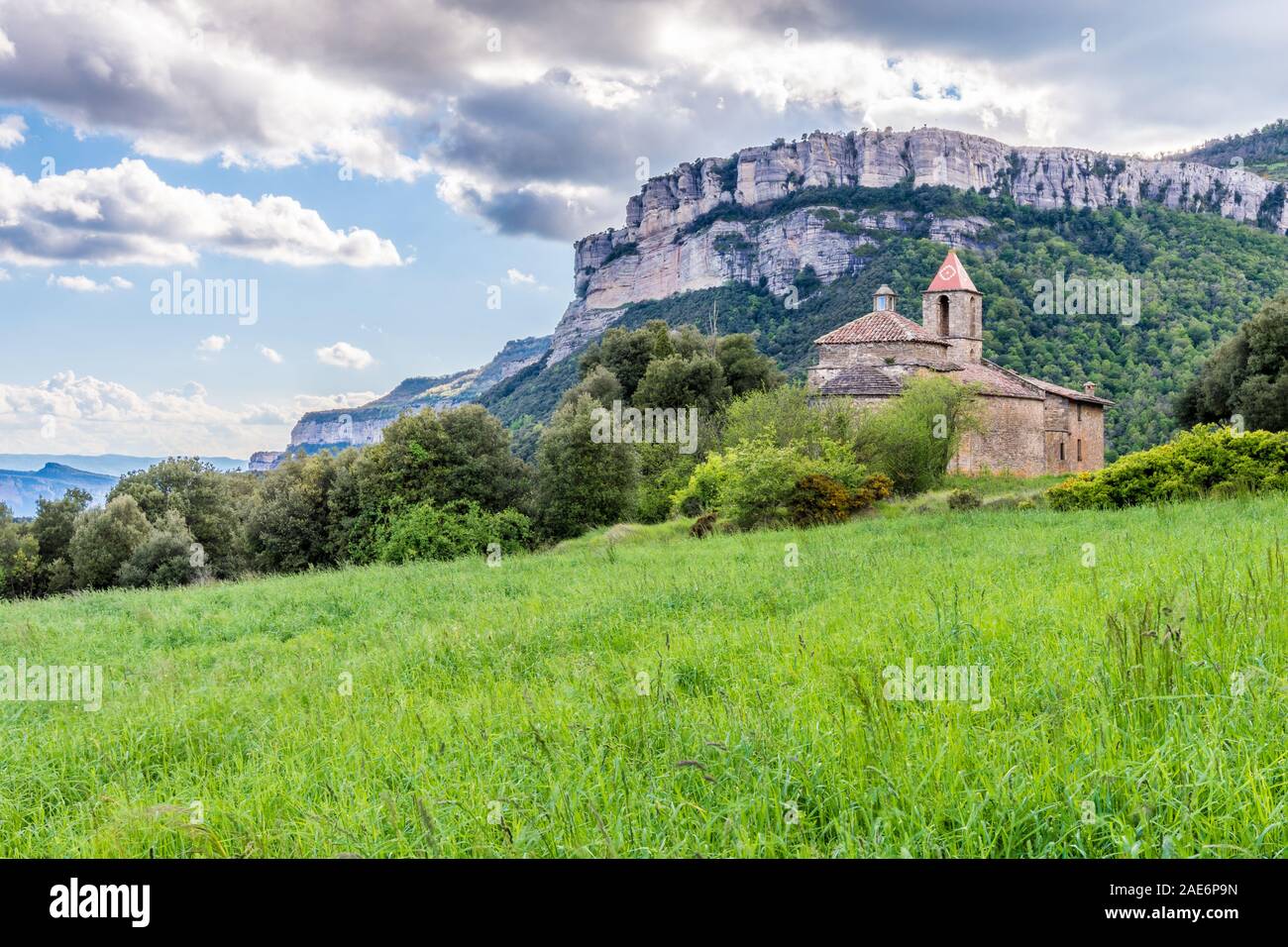 La chiesa di Sant Joan de Fabregues, in Catalogna (Spagna). Foto Stock