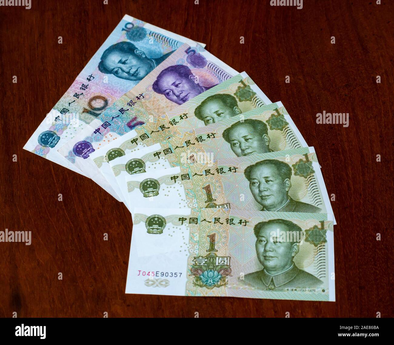 Yuan cinese denaro carta per banconote con dieci, cinque e uno yuan banconote Foto Stock