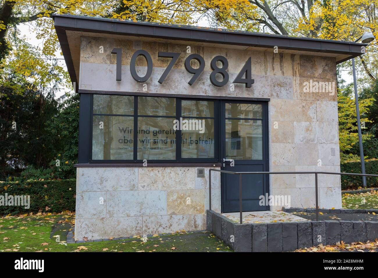 Wollheim Pavilion, marcato con Norbert Wollheims prigioniero numero. Norbert Wollheim era un survior della Buna Monowitz/campo di concentramento. Memorial. Foto Stock