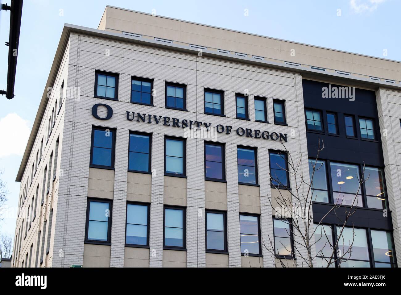 Portland, Oregon / STATI UNITI D'AMERICA - Circa 2019: University of Oregon ufficio nel centro di Portland in Oregon. Foto Stock