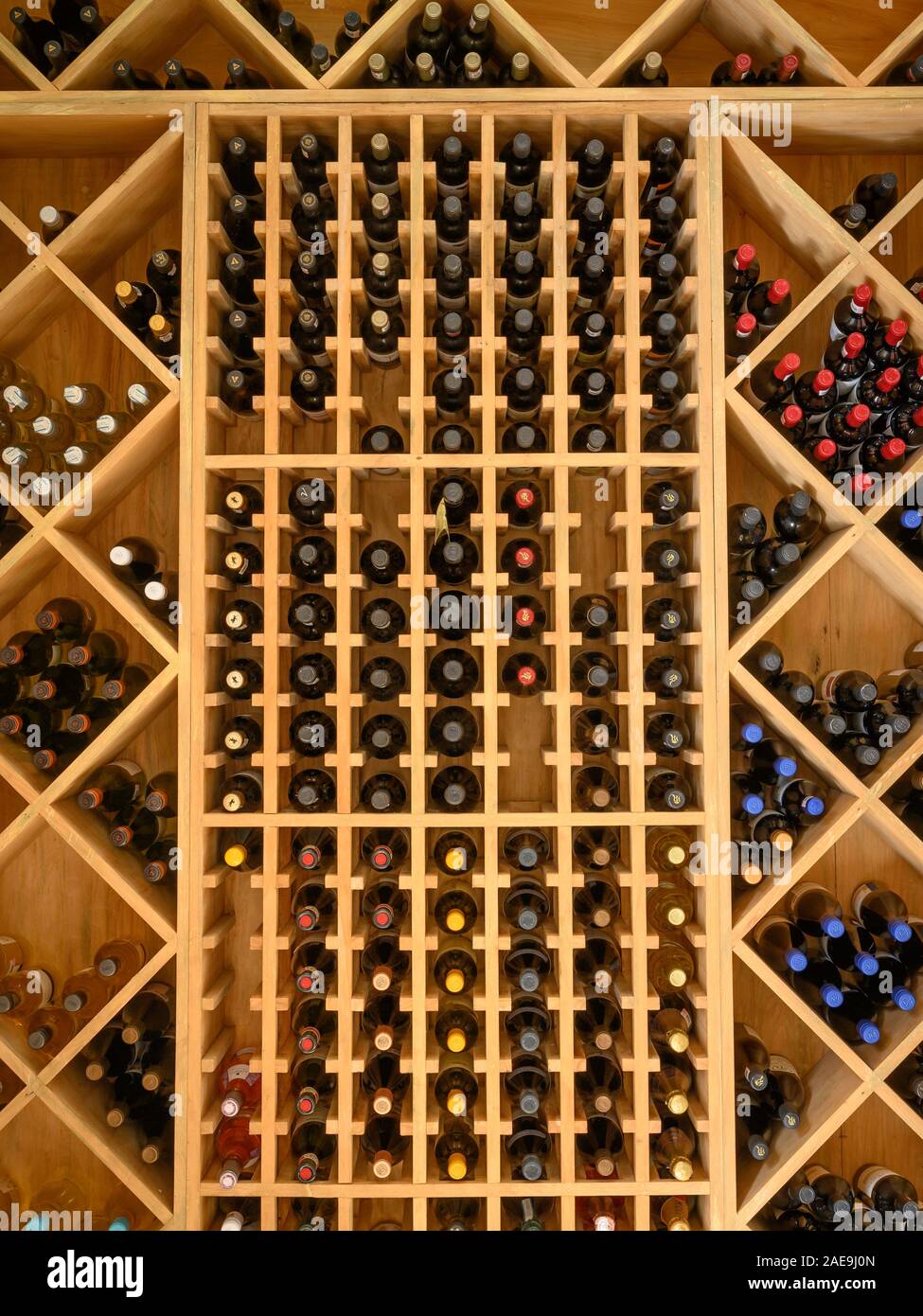 Cantina rack per il ristorante Iguana al Casa Kimberly in Puerto Vallarta, Jalisco, Messico. Foto Stock