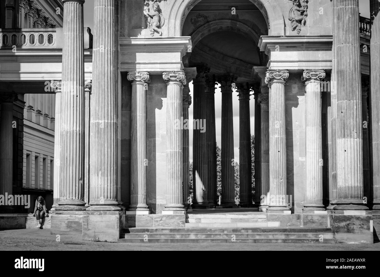Le colonne del nuovo palazzo parte del castello di Sanssouci, Potsdam, Germania Foto Stock