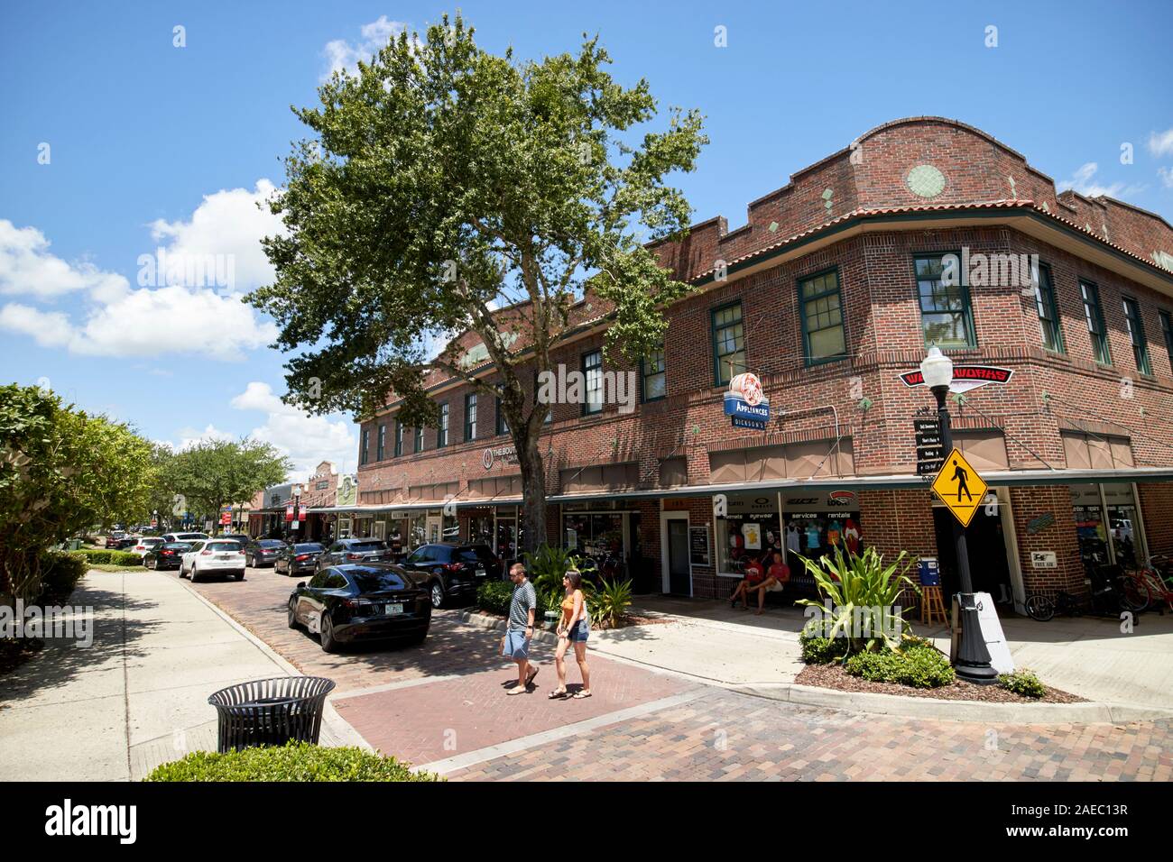 Impianto storico street con i vecchi edifici in mattoni di giardino d'inverno florida usa Foto Stock