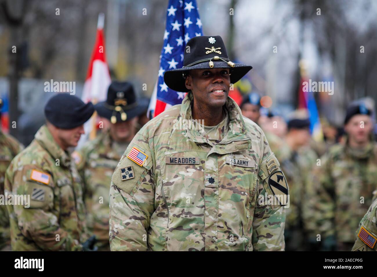 Bucarest, Romania - 01 dicembre, 2019: US Army soldati della prima divisione di cavalleria prendere parte alla nazionale rumena giorno parata militare. Foto Stock