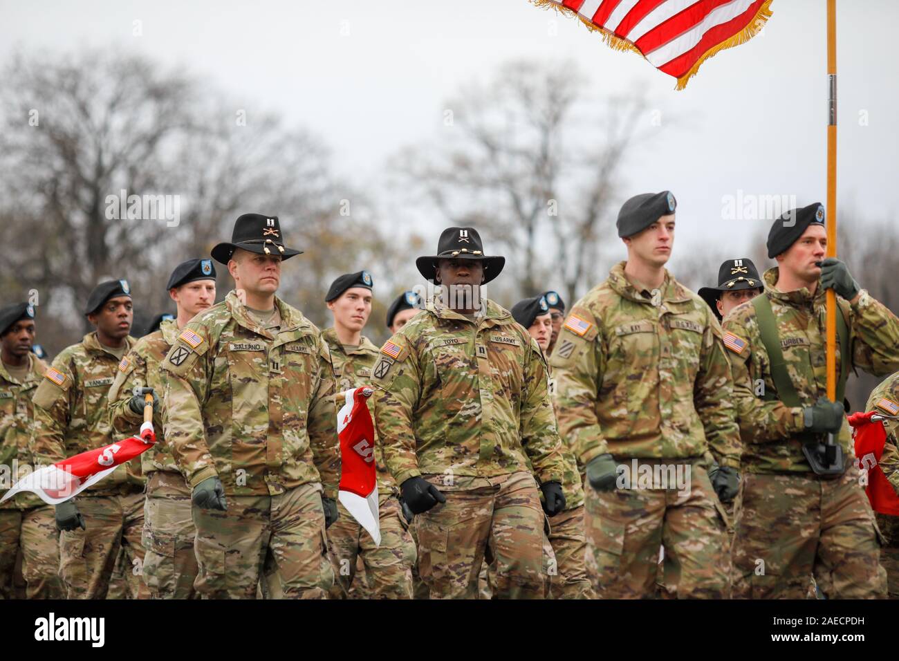 Bucarest, Romania - 01 dicembre, 2019: US Army soldati della prima divisione di cavalleria prendere parte alla nazionale rumena giorno parata militare. Foto Stock