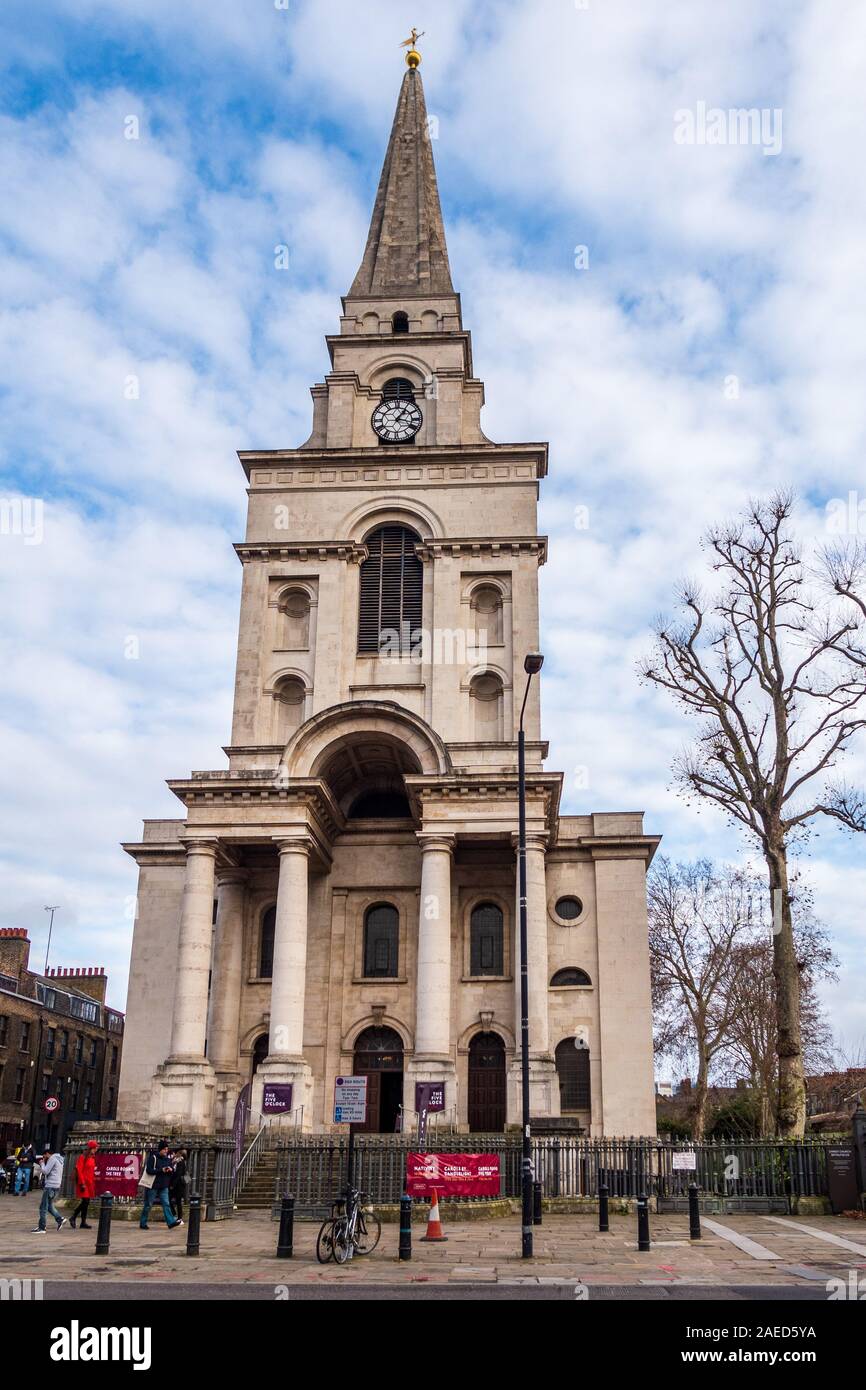La Chiesa di Cristo Spitalfields nella zona est di Londra. Chiesa anglicana costruita tra 1714 e 1729. Architetto Nicholas Hawksmoor. Foto Stock