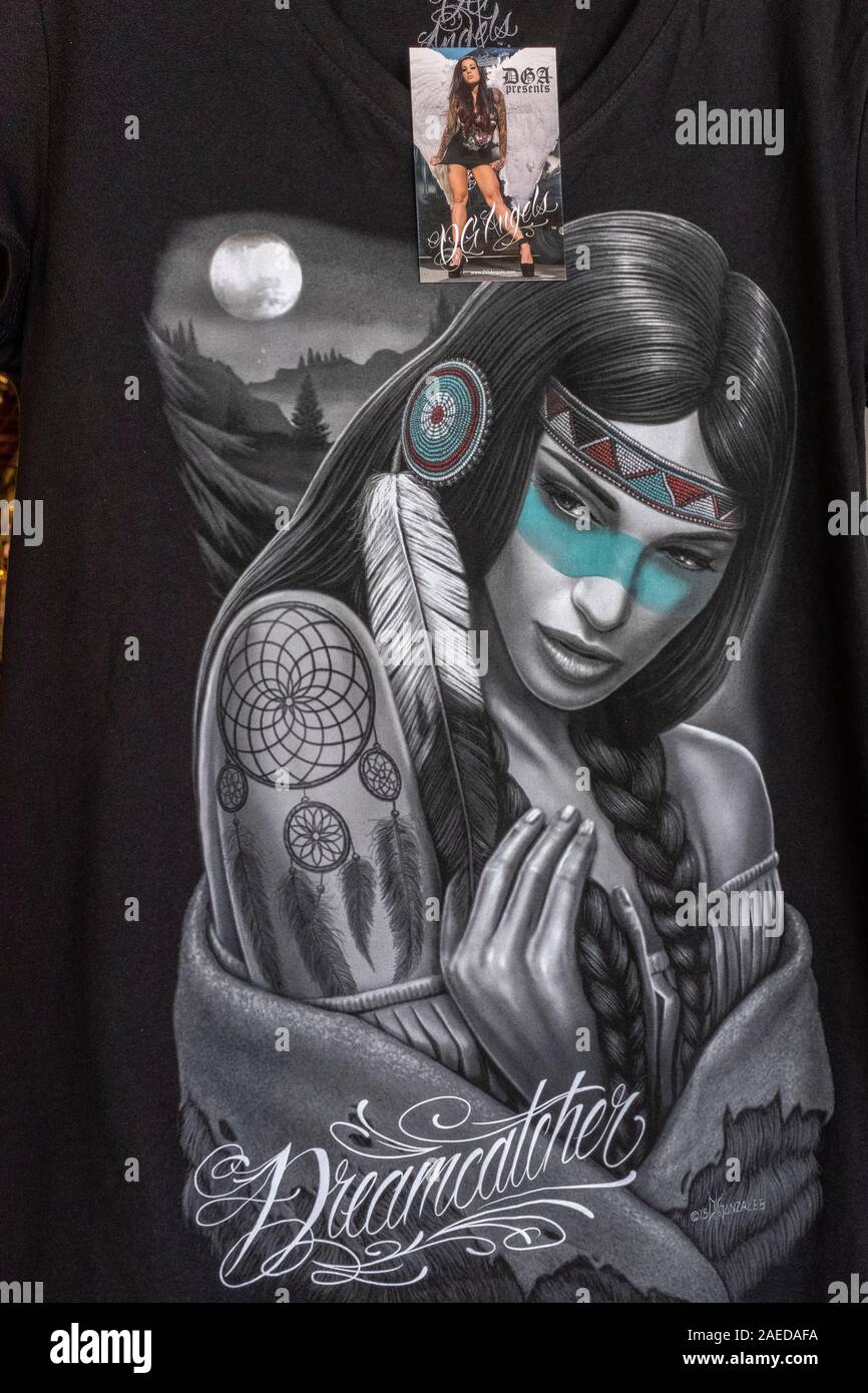 DG Angeli tee shirt 'Dreamcatcher' sul display in Old Town Albuquerque, Nuovo Messico Foto Stock