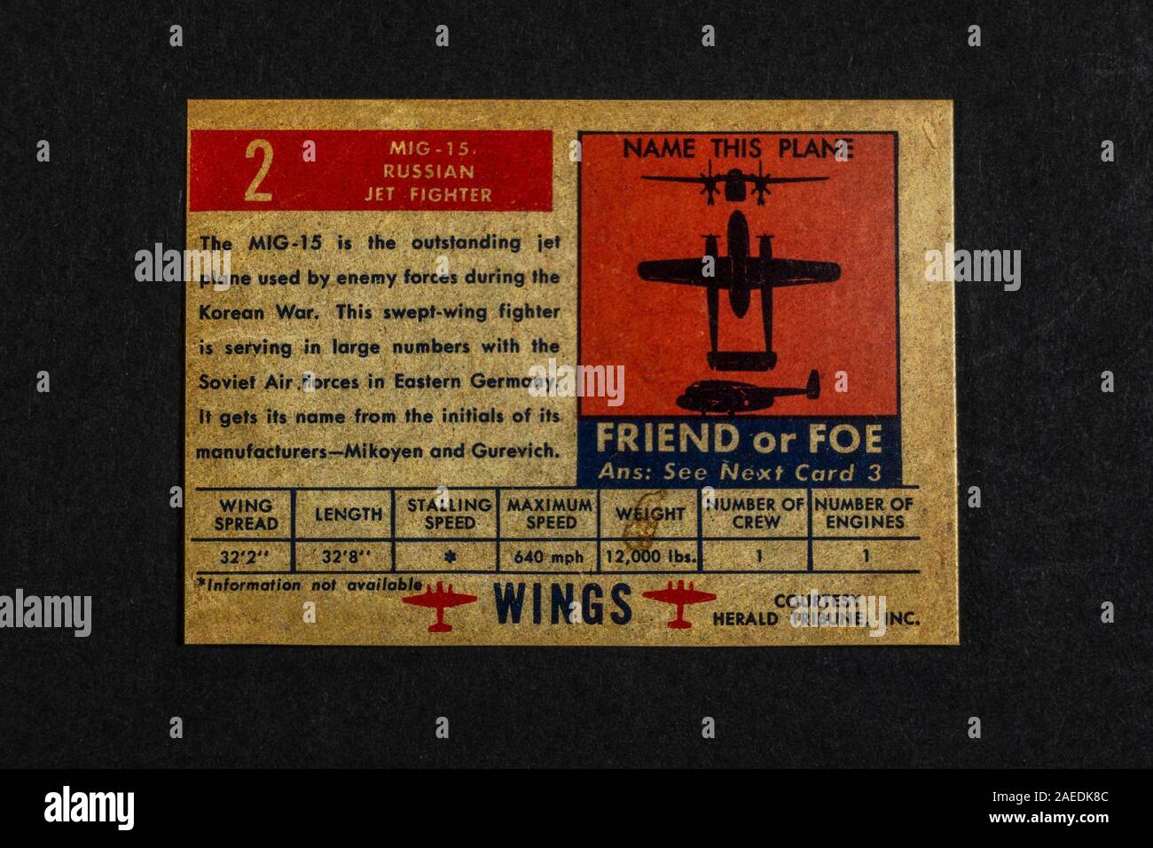 Carta che consente l'identificazione dell'aereo militare 'amico o nemico', un pezzo di memorabilia replica dall'era della Guerra fredda. Foto Stock