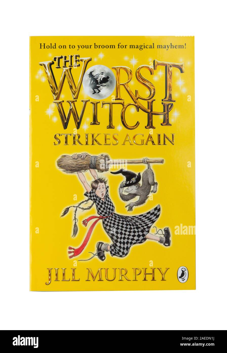 "La Strega peggiore colpisce ancora " libro per bambini da Jill Murphy, Greater London, England, Regno Unito Foto Stock
