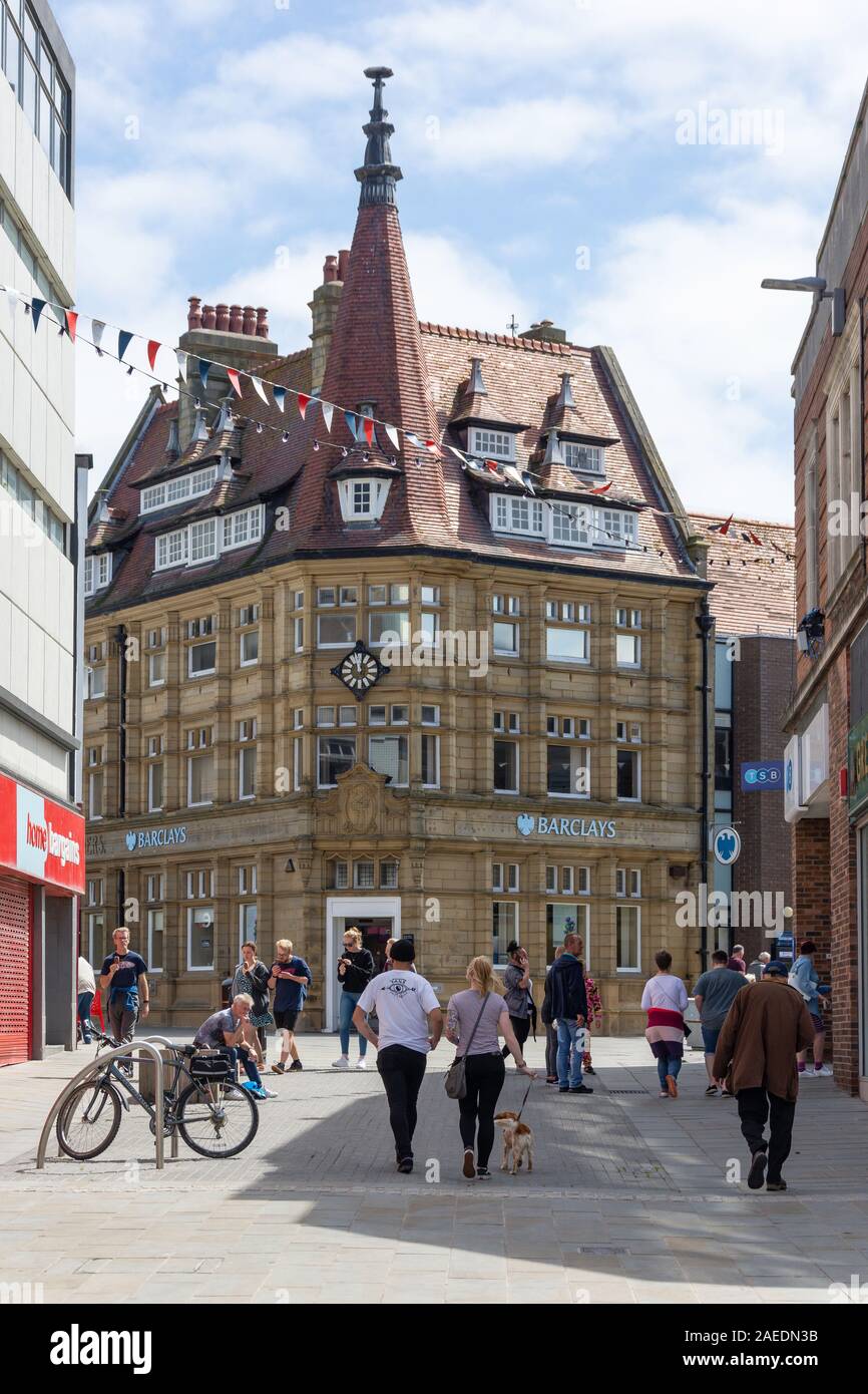 Barclays Bank, Euston Road, Blackpool, Lancashire, Inghilterra, Regno Unito Foto Stock