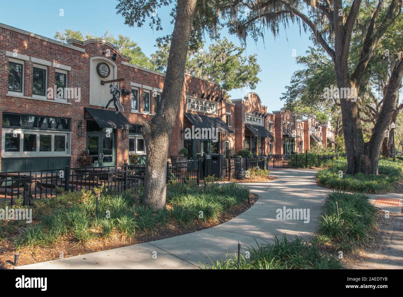 Giardino d'inverno, Florida: 29 maggio 2019 - Impianto Street Market ingresso alla piscina locale di fornitori di cibo e birra artigianale birrerie del centro cittadino di giardino d'inverno, F Foto Stock