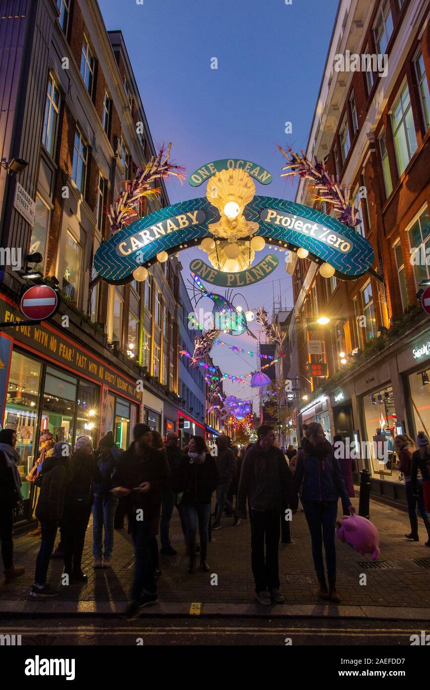 Carnaby Street a Natale nel 2019 Foto Stock