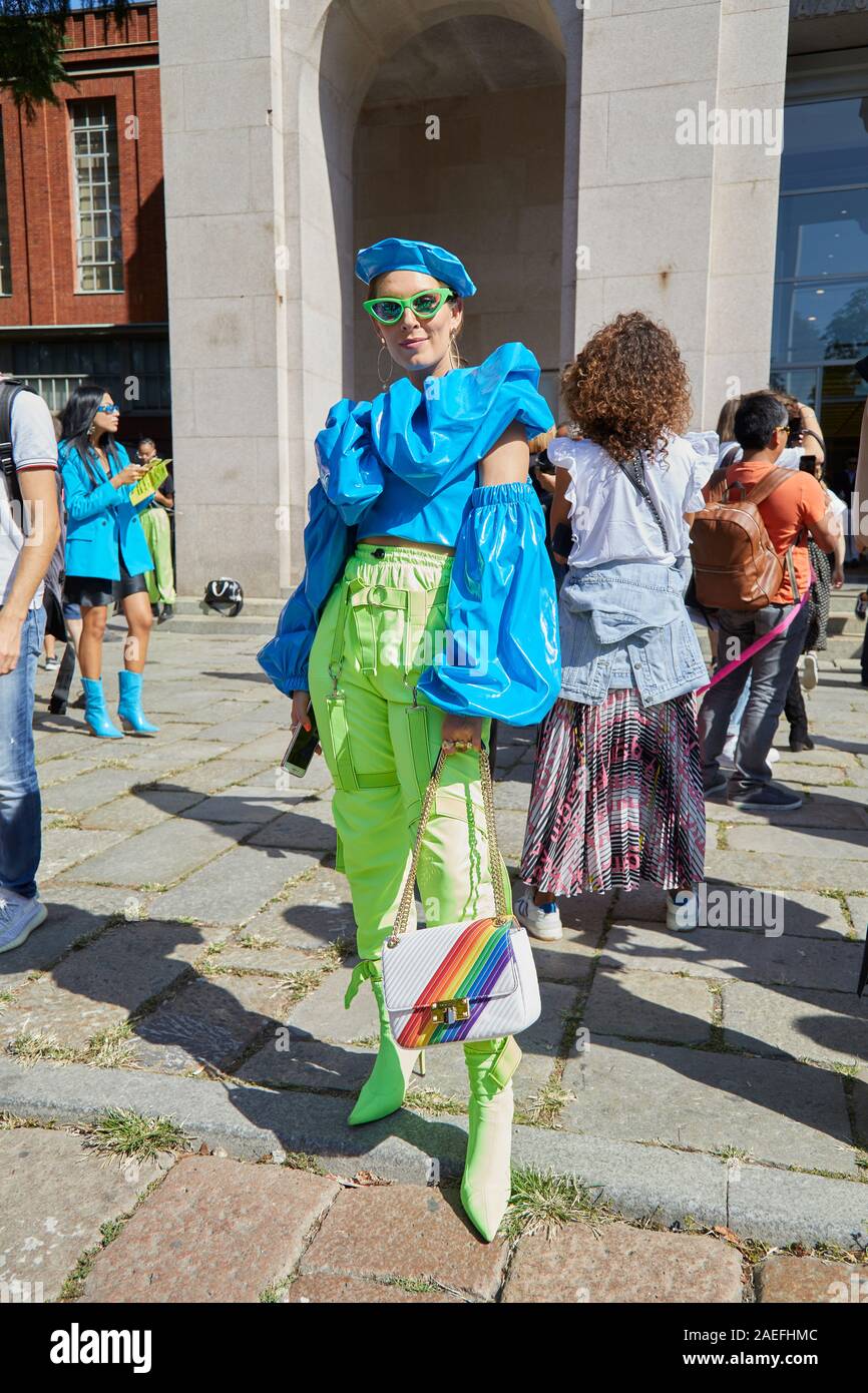Pantalone Verde Immagini e Fotos Stock - Alamy