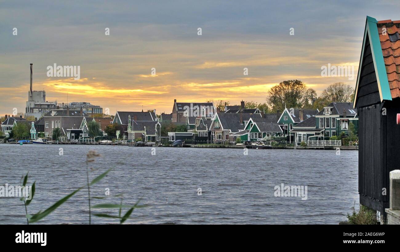 Tradizionale casa olandese di Zaanse Schans Foto Stock