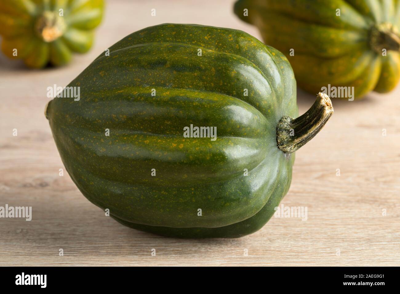 Fresco verde acorn squash vicino fino in autunno Foto Stock