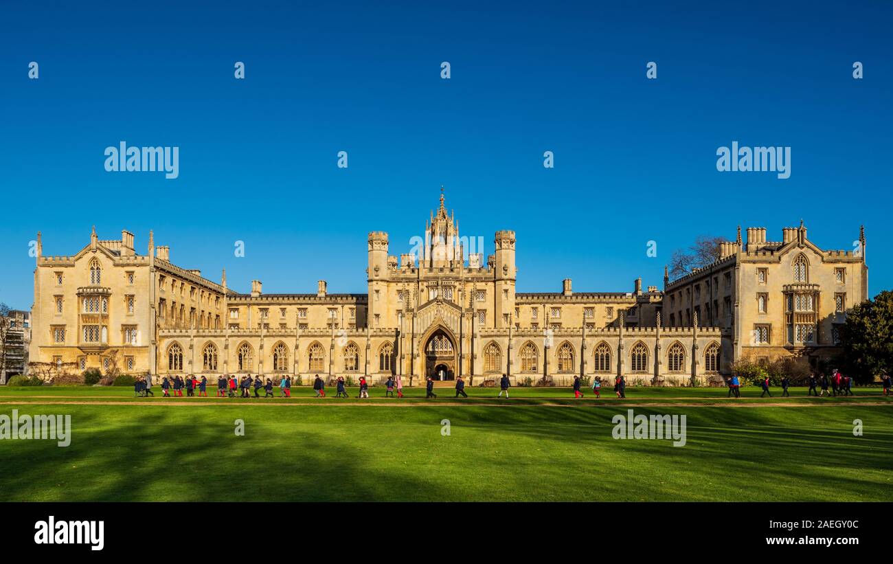Nuova Corte St Johns College di Cambridge. Fondata 1511, Nuova corte fu costruito costruito tra il 1826 e il 1831. Gli architetti Thomas Rickman e Henry Hutchinson Foto Stock
