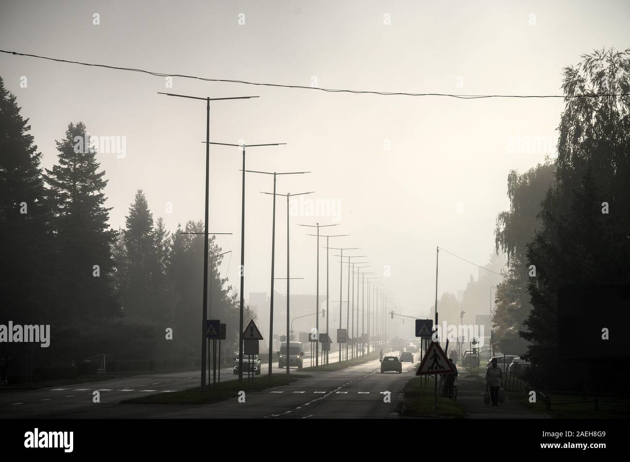 L'inquinamento atmosferico nelle città, smog e nebbia Foto Stock