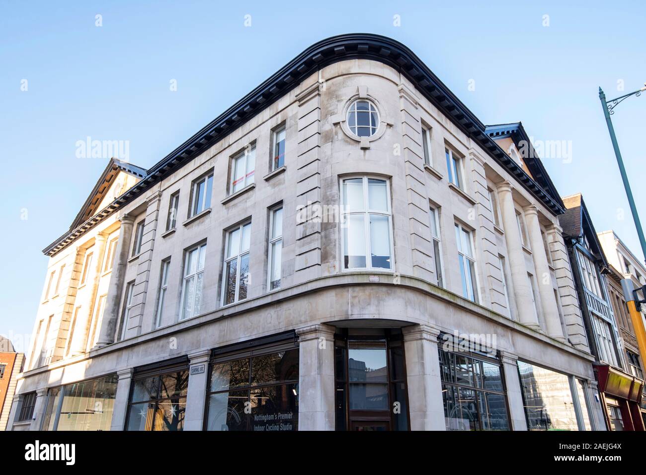 Architettura su Carrington Street, che circonda il Broadmarsh lo sviluppo sul lato sud del centro citta' di Nottingham, Nottinghamshire REGNO UNITO Inghilterra Foto Stock