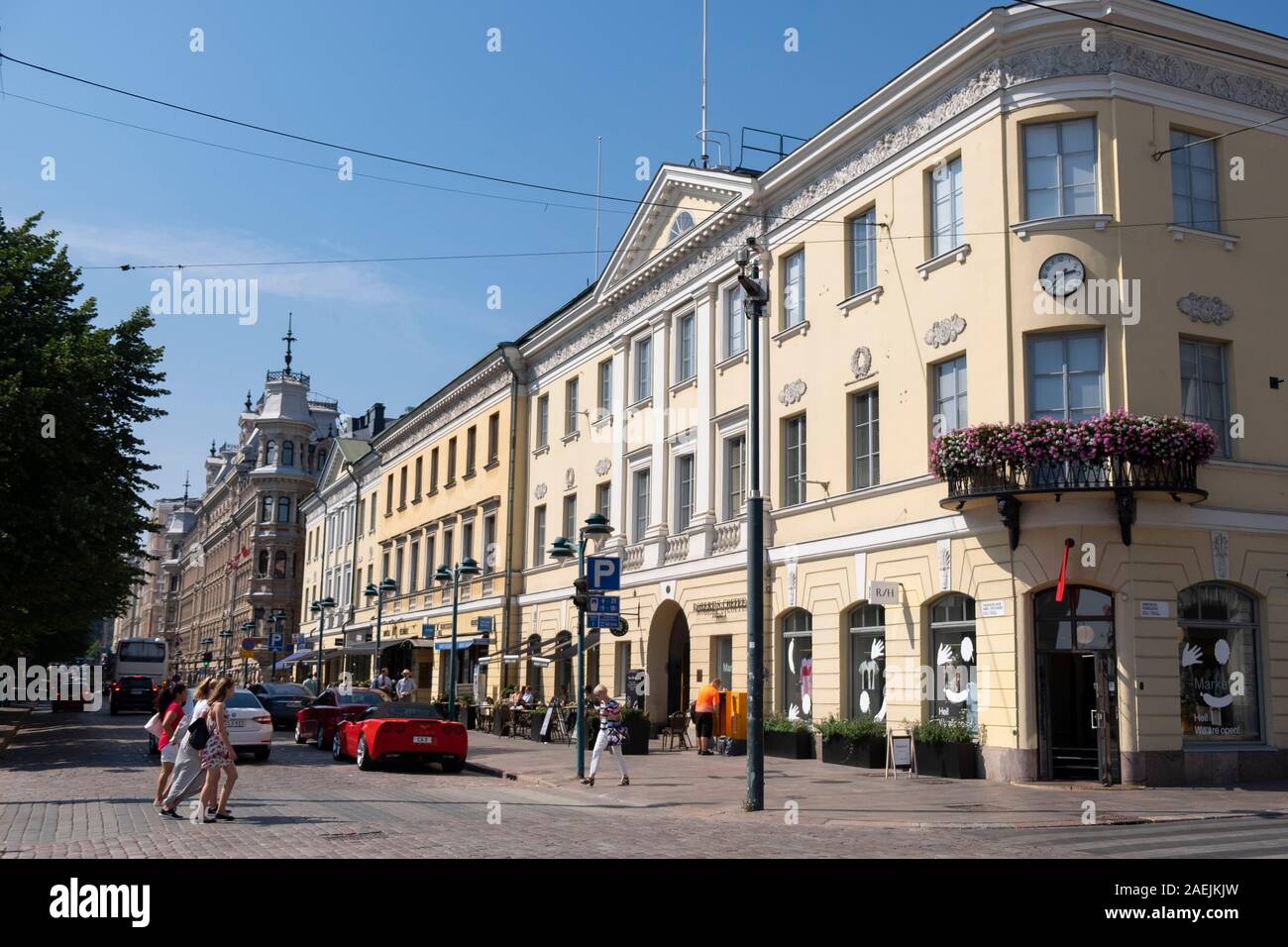 Vista di edifici storici in Pohjoisesplanadi Street,Helsinki, Scandinavia,Finlandia,l'Europa. Foto Stock