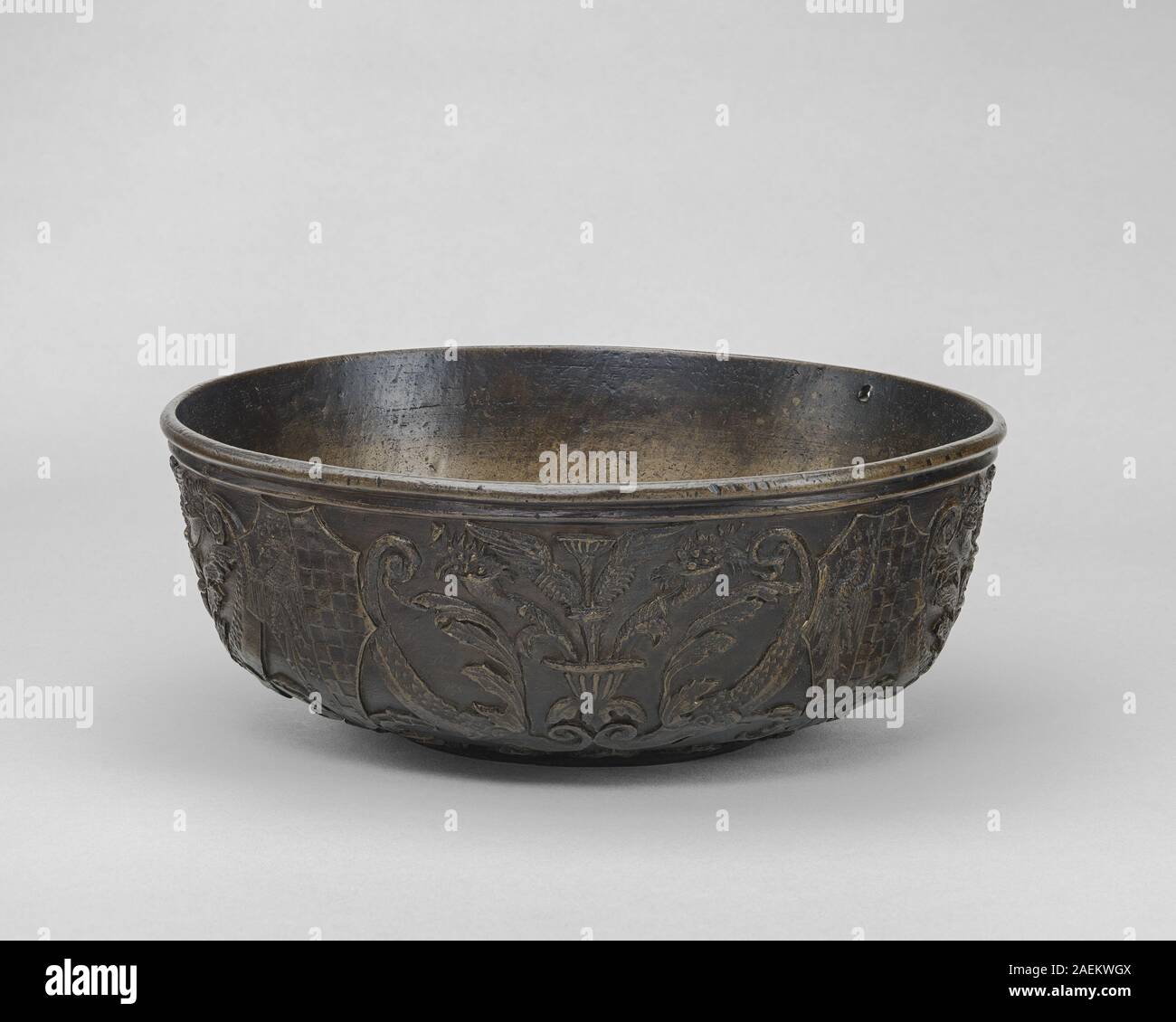 Padovano o veneziana o XV XVI secolo, una ciotola, tardo XV - inizio del XVI secolo una ciotola; tardo XV - inizio del XVI secolo Foto Stock
