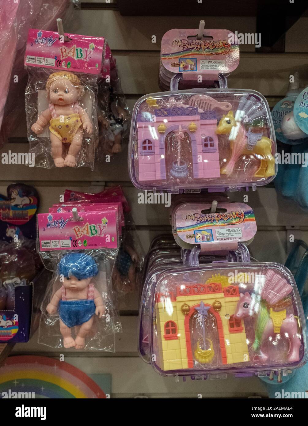 Giocattoli per bambini sul display : venduti in Old Town Albuquerque, Nuovo Messico Foto Stock