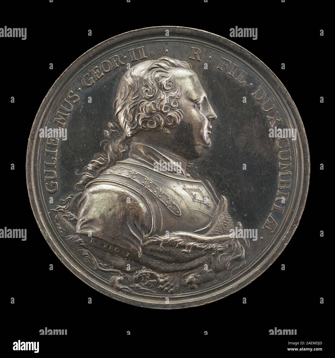 Veduta inversa di una medaglia o moneta raffigurante Guglielmo, duca di Cumberland (1721–1765), creata da Richard Yeo nel 1746, che mostra un rilievo dettagliato del profilo del duca, delle iscrizioni e delle opere metalliche del periodo. Foto Stock