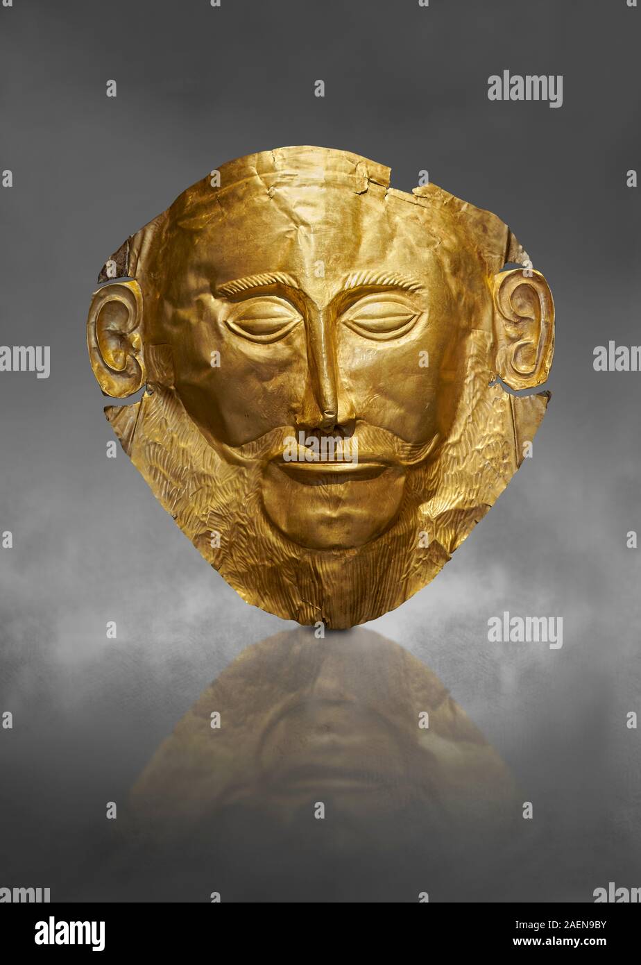 Oro micenea morte mask Maschera di Agamennone, Grave Cicle a Micene, Grecia.Museo Archeologico Nazionale di Atene. Grigio sfondo arte la maschera Foto Stock