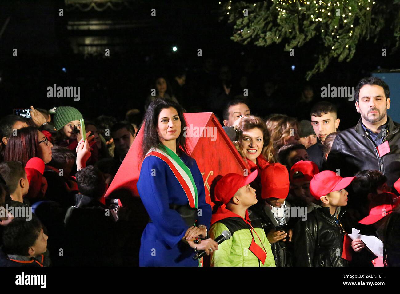 L'illuminazione dell'albero di Natale a Roma con il sindaco Virginia Raggi. (Foto di Claudio Sisto/Pacific Stampa) Foto Stock