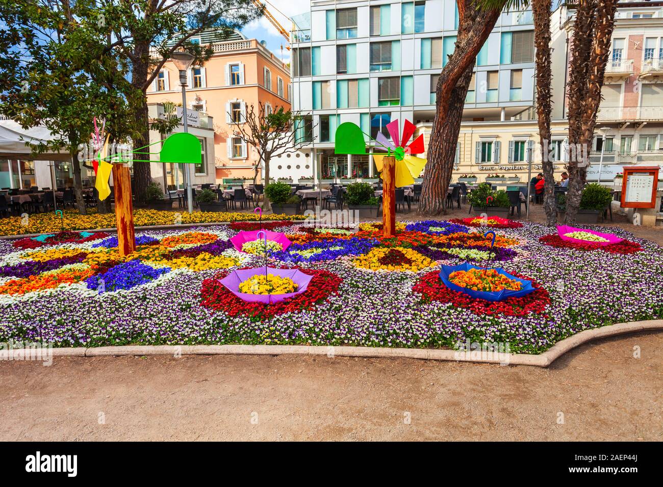 Merano, Italia - 15 Aprile 2019: parco pubblico nel centro di Merano visualizza. Merano o Merano è una città in Alto Adige provincia nel nord Italia. Foto Stock