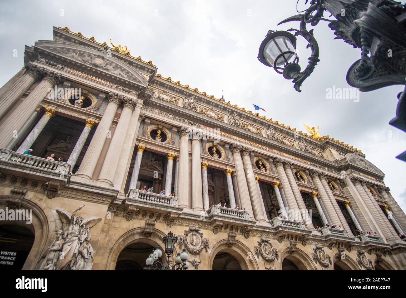 Opera Garnier a Parigi sotto il sole Foto Stock