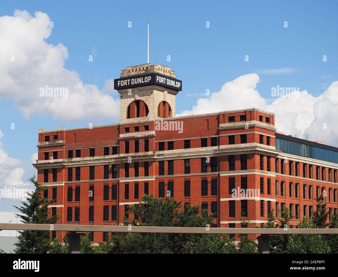 L'edificio Fort Dunlop a Birmingham, Inghilterra, Regno Unito. Foto Stock