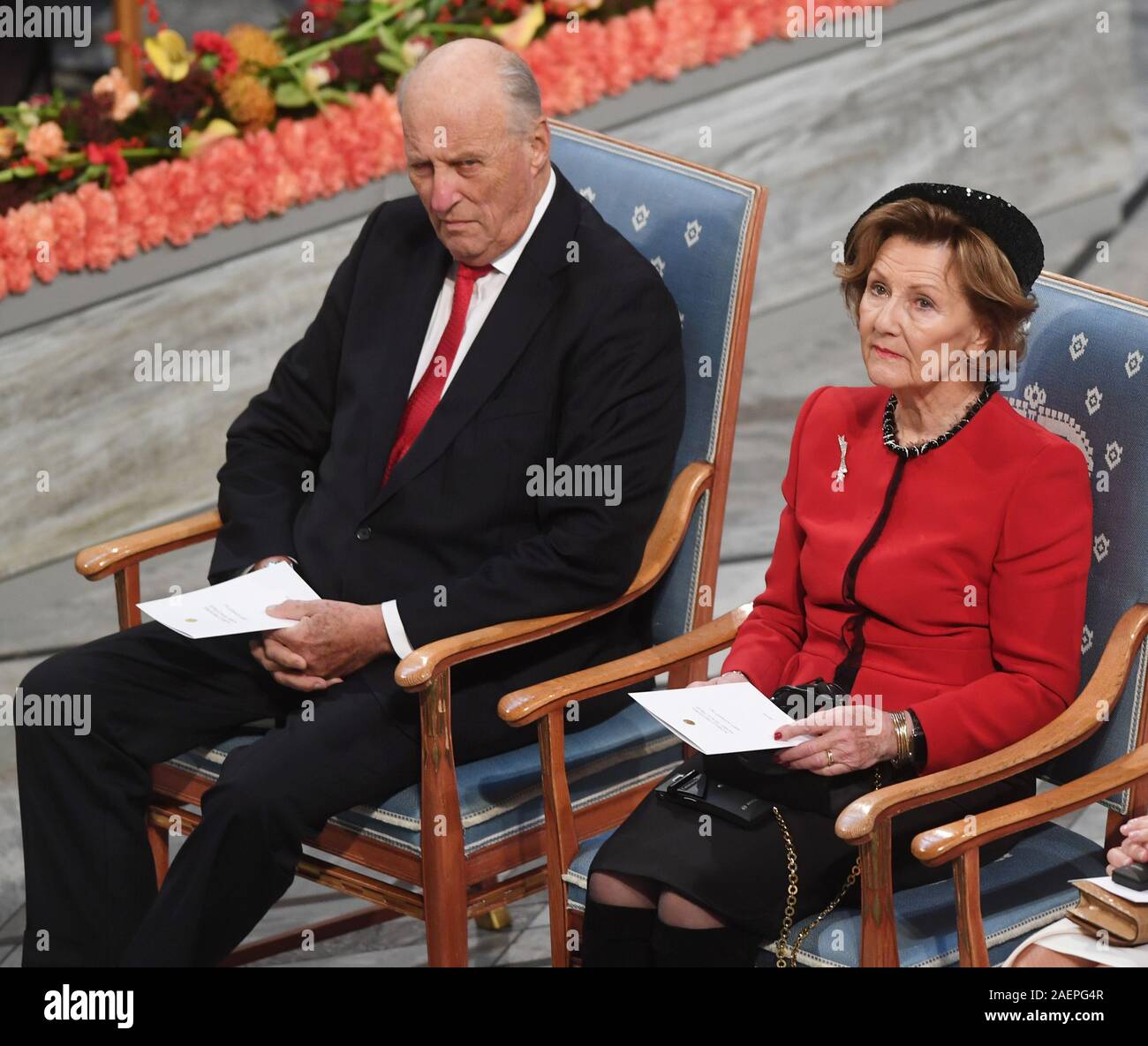 Oslo, Norvegia. Decimo Dec, 2019. Norwegian re Harald e la regina Sonja partecipare al Premio Nobel per la pace cerimonia presso il Municipio di Oslo il 10 dicembre 2019. Foto di Rune Hellestad/ Credito: UPI/Alamy Live News Foto Stock