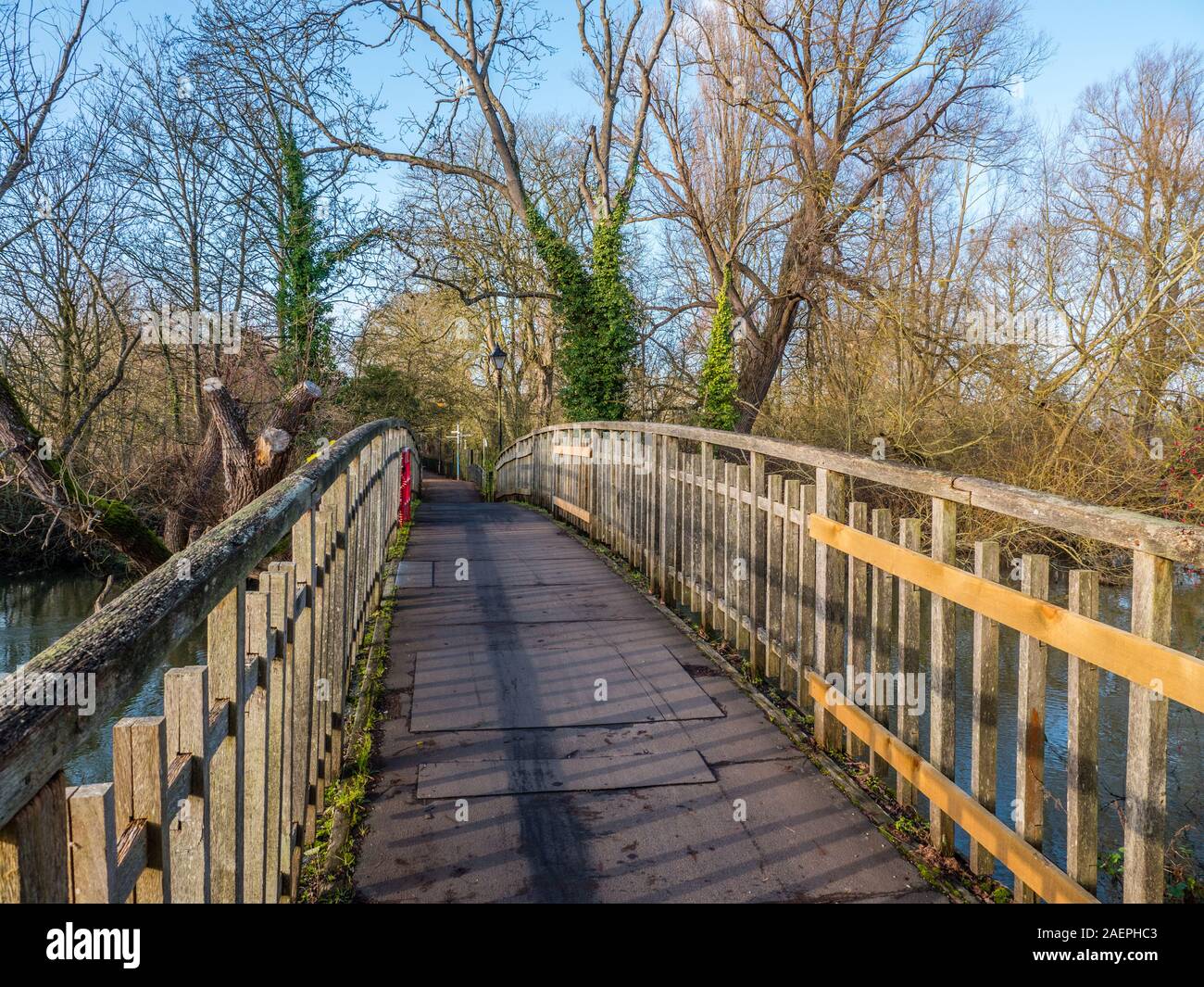 Marston ciclabile, Varcando il fiume Cherwell, parchi Universitari, Oxford, Oxfordshire, England, Regno Unito, GB. Foto Stock