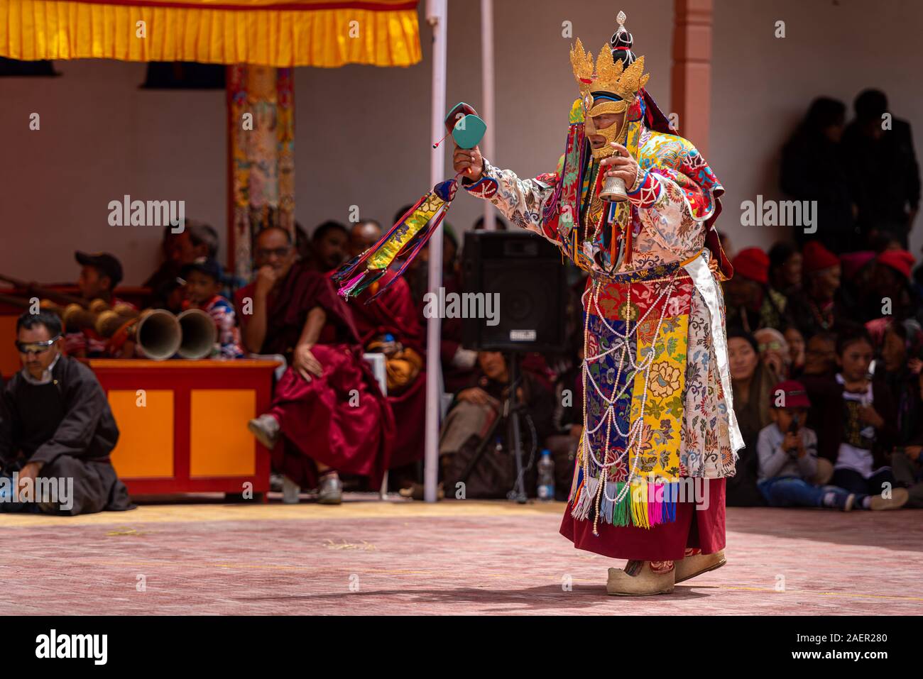 Tak Thok festival, monaco eseguendo danze rituali Foto Stock