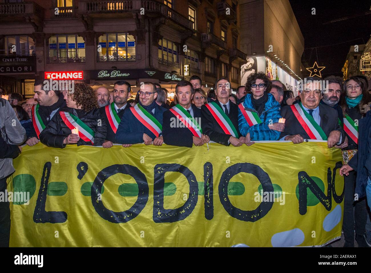 Marzo contro l odio con 600 sindaci e Lilliana Segre (Carlo Cozzoli/fotogramma, Milano - 2019-12-10) p.s. la foto e' utilizzabile nel rispetto del contesto in cui e' stata scattata, e senza intento diffamatorio del decoro delle persone rappresentate Foto Stock