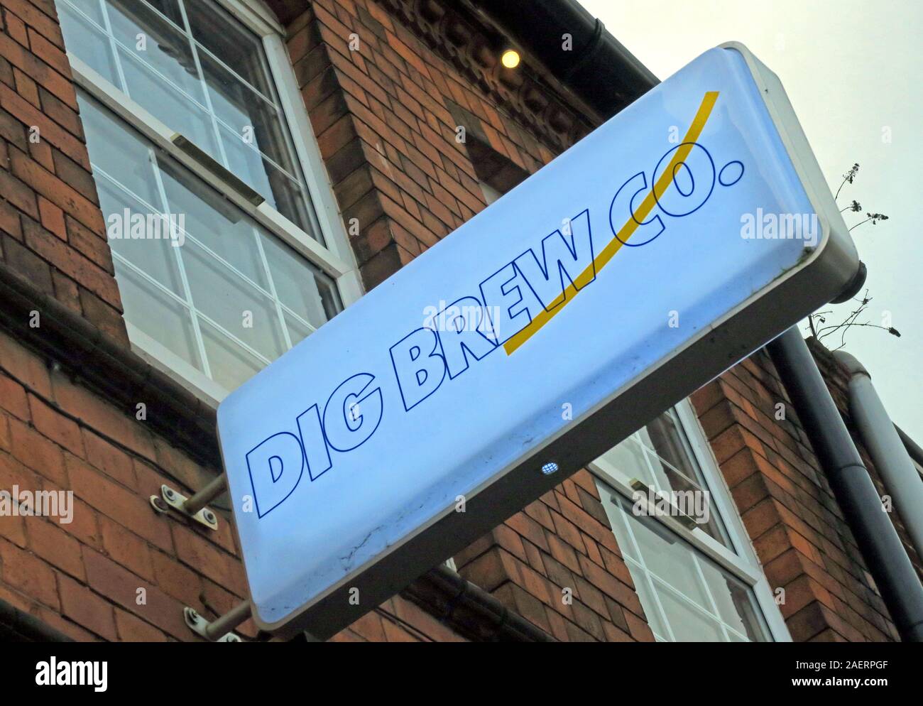 DigBrew Sign, Dig Brew Co, 43 River St, Deritend, Digbeth, Birmingham, West Midlands, Inghilterra, Regno Unito, B5 5SA Foto Stock