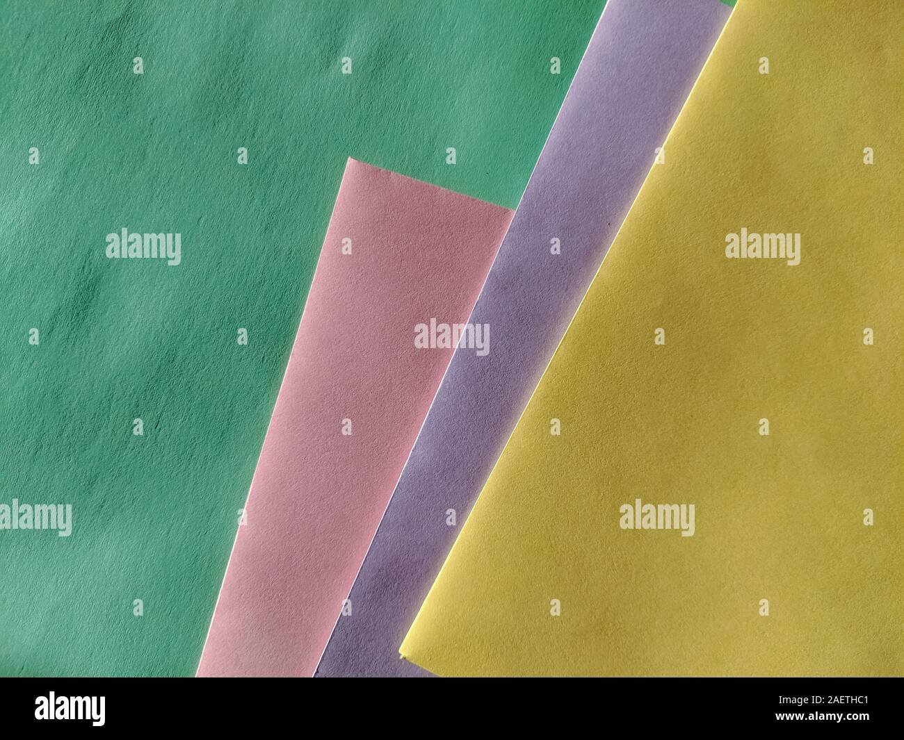 Carta multicolore laici piatta con soluzione satura di sfumature di colore Foto Stock