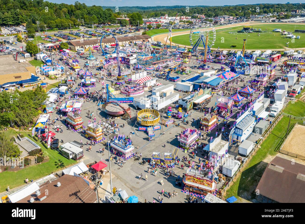 Una vista aerea delle giostre e attrazioni presso la State Fair, Maryland State Fair Foto Stock