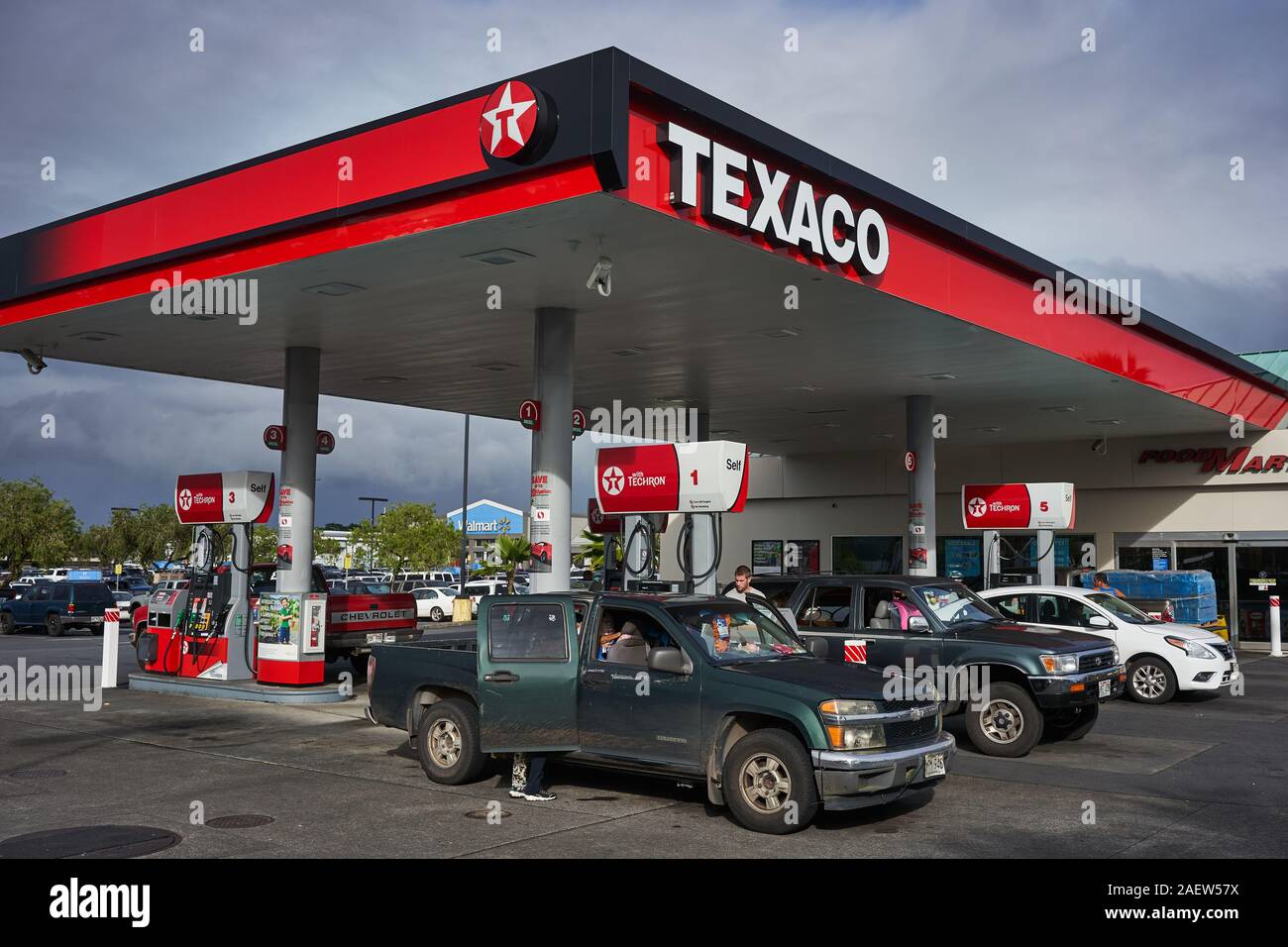 Distributore di benzina Texaco nel centro di Hilo sulla Big Island, Hawaii, visto il Martedì, 3 dicembre 2019. Foto Stock