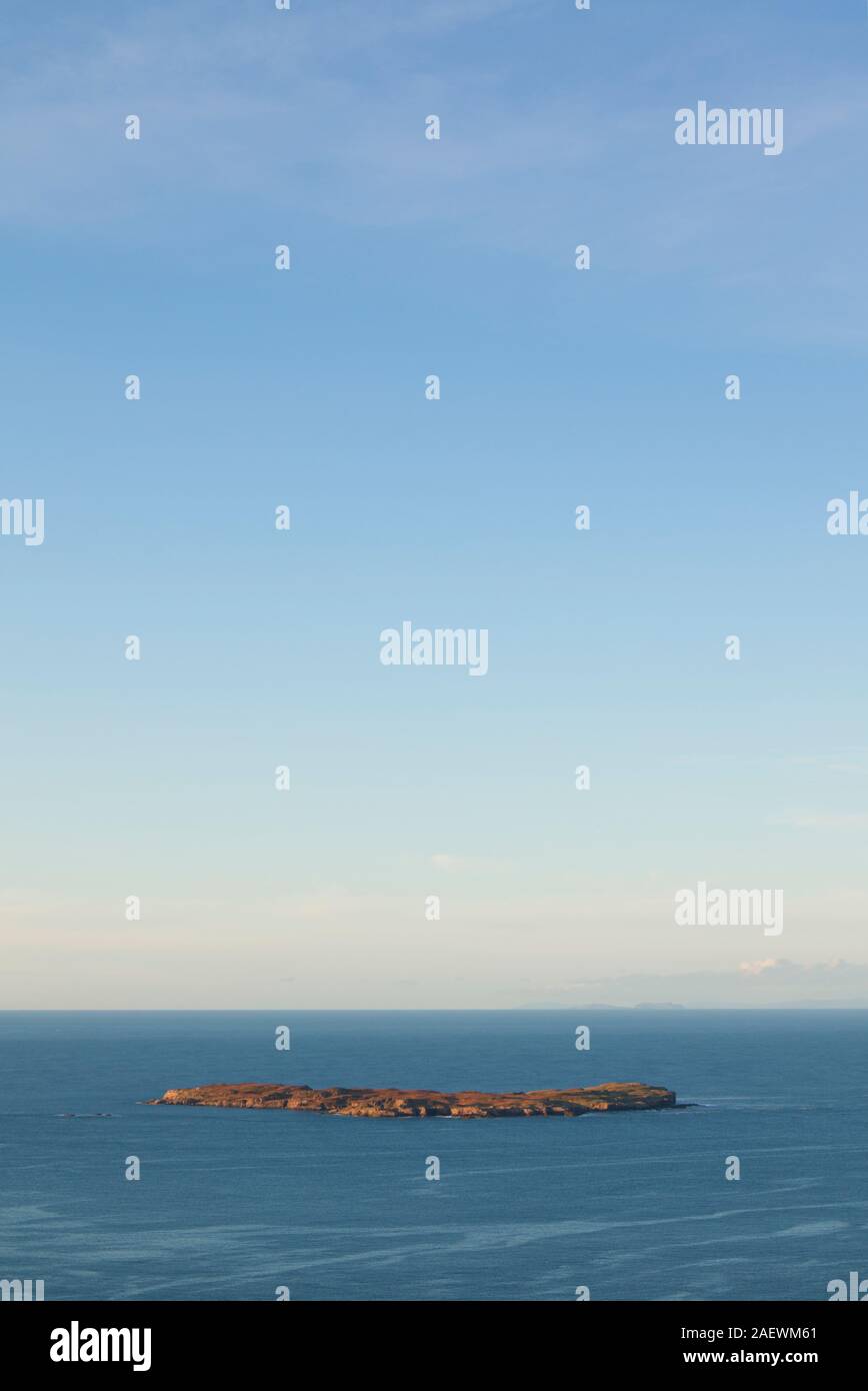 Glas Leac Mor Island è una delle isole di estate, a nord-ovest della Scozia Foto Stock