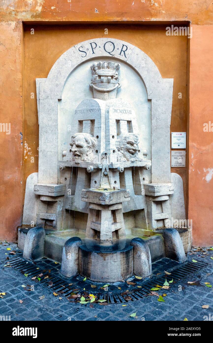 Fontana degli Artisti in Via Margutta, Roma Italia Foto Stock