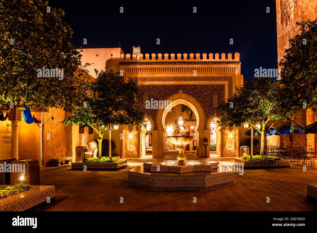 Orlando, Florida. Novembre 29, 2019. Bella Fontana in Marocco pavillion a Epcot Foto Stock