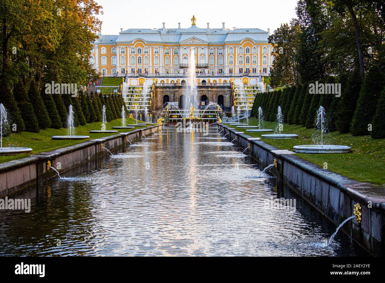 Peterhof Palace, San Pietroburgo, Russia Foto Stock