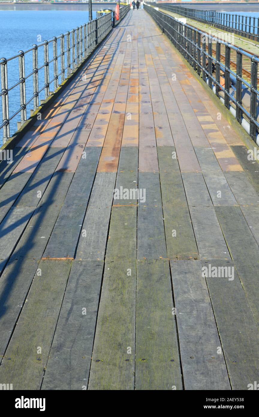 Southend Pier verso Riva 2019 Foto Stock