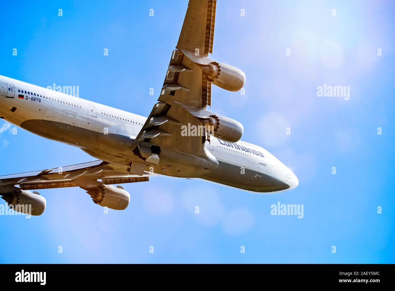 Francoforte, Hesse/Germania - 25 Settembre 2018Lufthansa (aeromobili Boeing 747-8 - D-ABYQ) il decollo dall'aeroporto di Francoforte Foto Stock