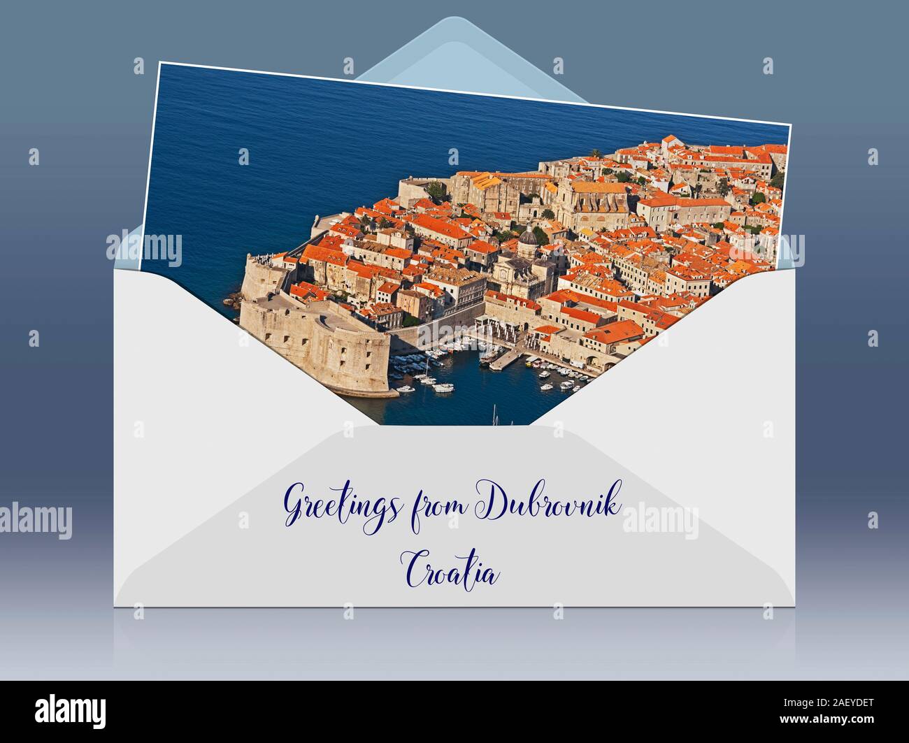 Vista della Città Vecchia di Dubrovnik, il porto della città e San Giovanni Rocca. Dubrovnik, Dalmazia, Croazia, Europa Foto Stock